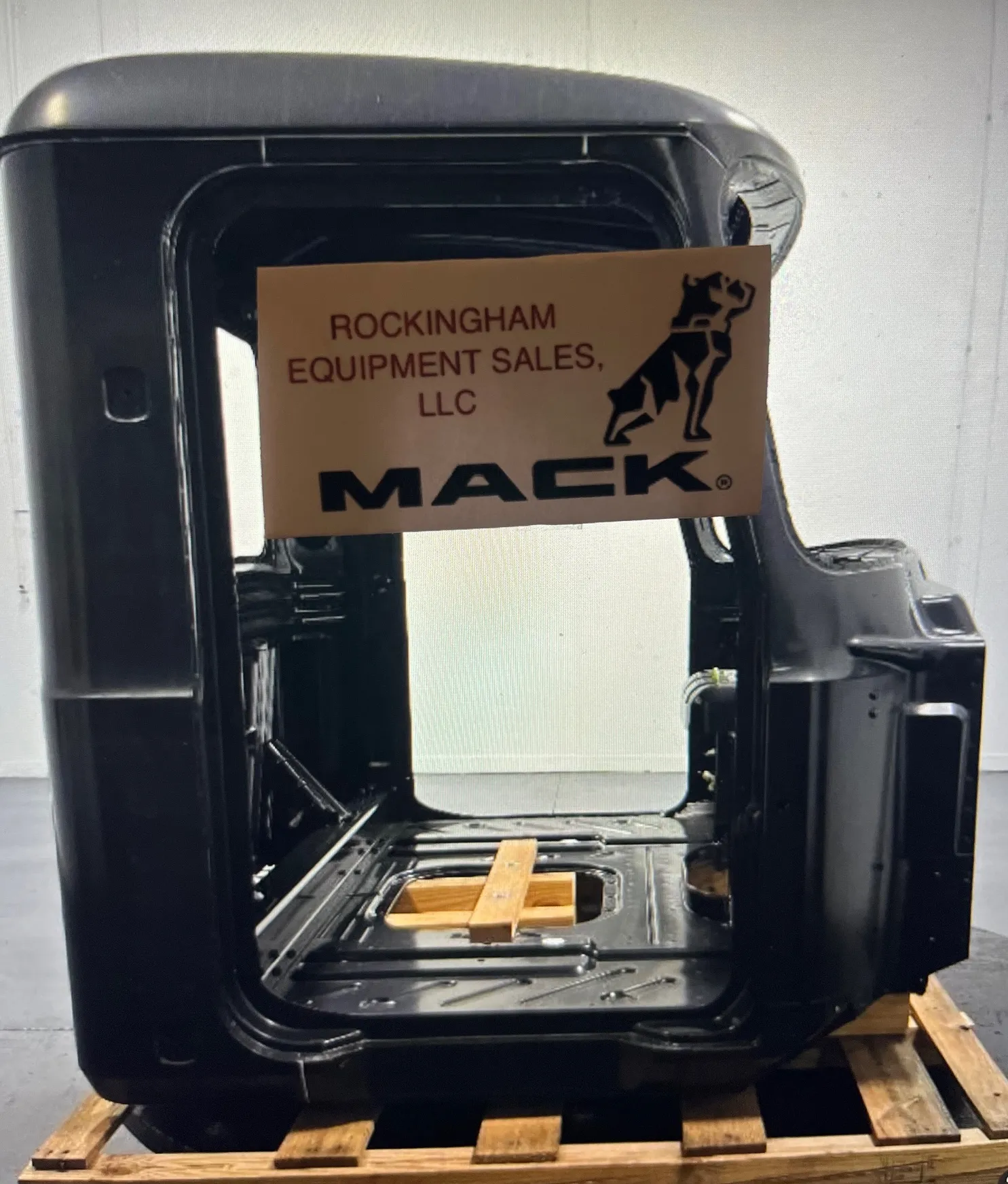 New Mack Cab Shell Assembly - Image 5